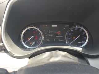 2022 Toyota Highlander XLE - Interior Instrument Cluster / Odometer Image